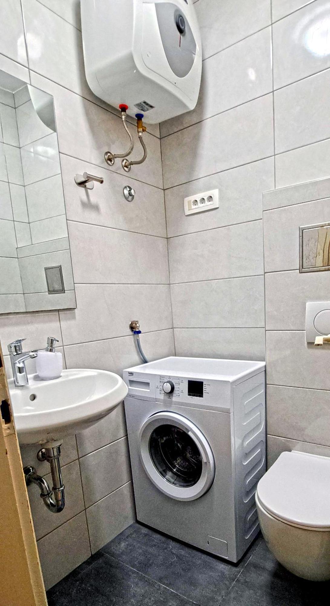 Blue Sky Apartment พูลา ภายนอก รูปภาพ